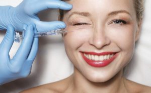 Leia mais sobre o artigo Qual a diferença entre botox e preenchimento facial?